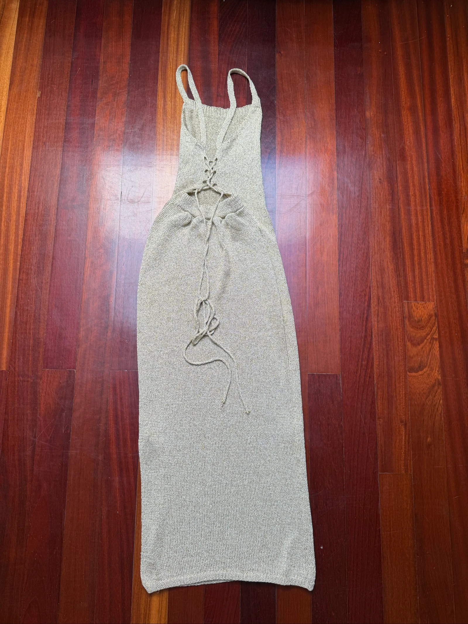 Vestido dourado longo – photo 3